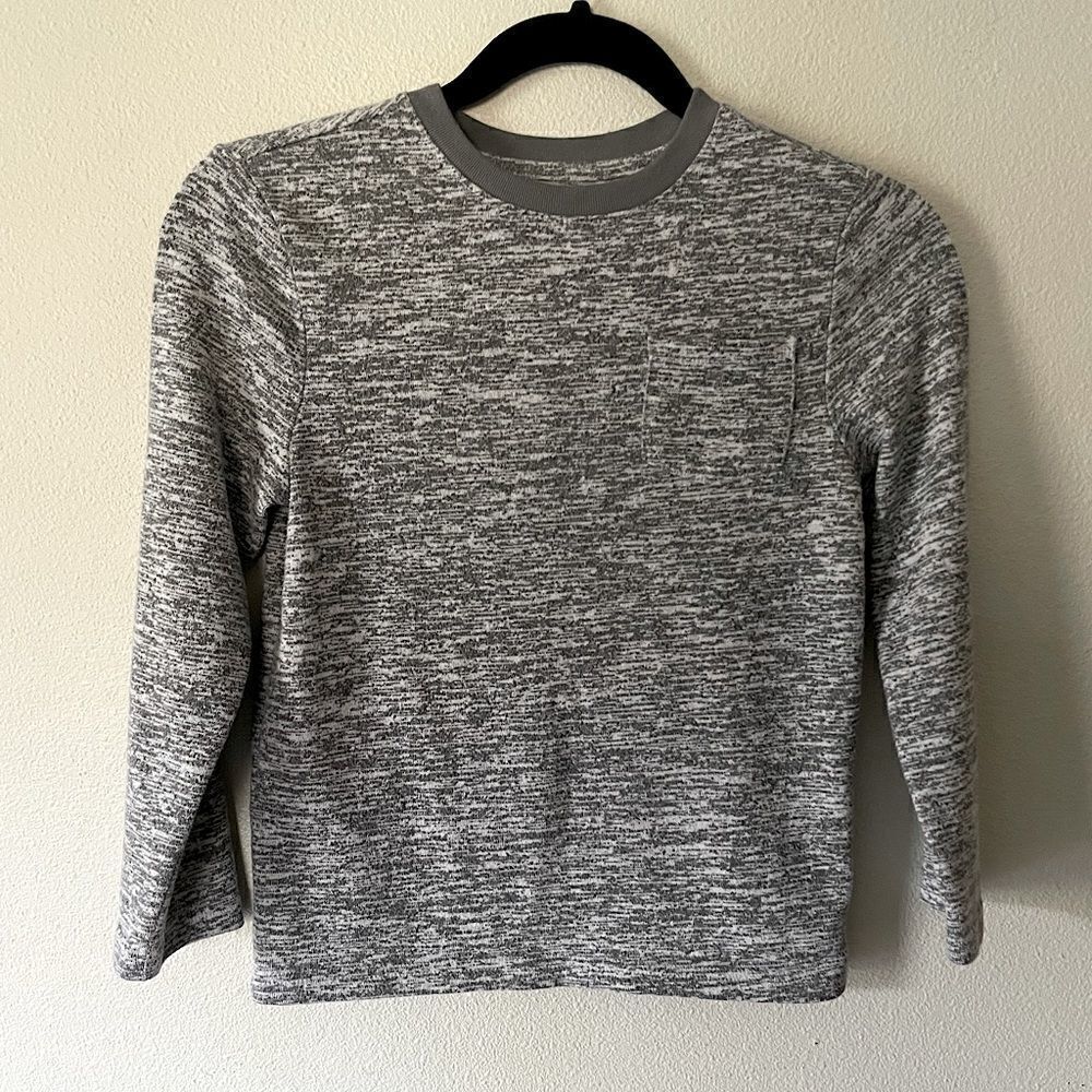 Cat & Jack Heather Gray Long Sleeve Boys Soft Sweater. Size Small (6/7).